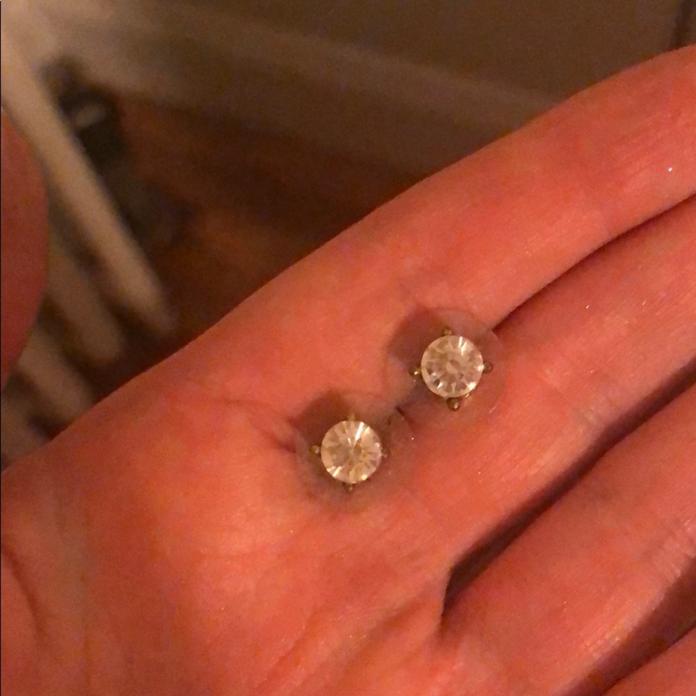 Simple studs - Picture 2 of 5